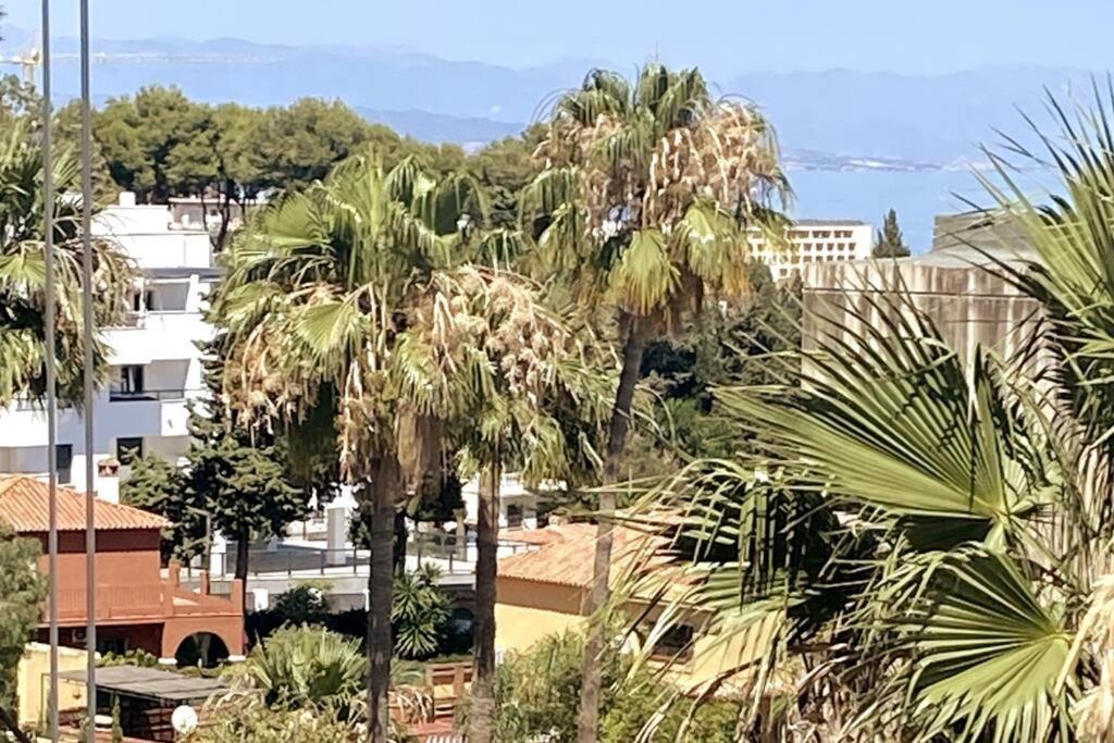 베날마데나코스타 La Ventana De Puerto Marina 아파트 외부 사진